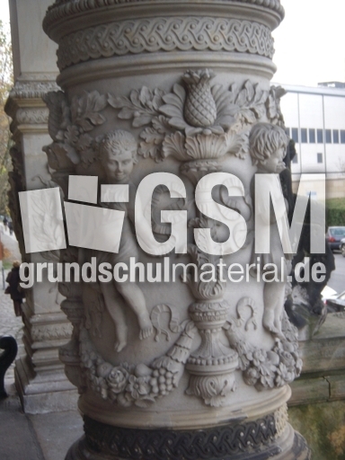 Martin-Gropiusbau Detaille.jpg